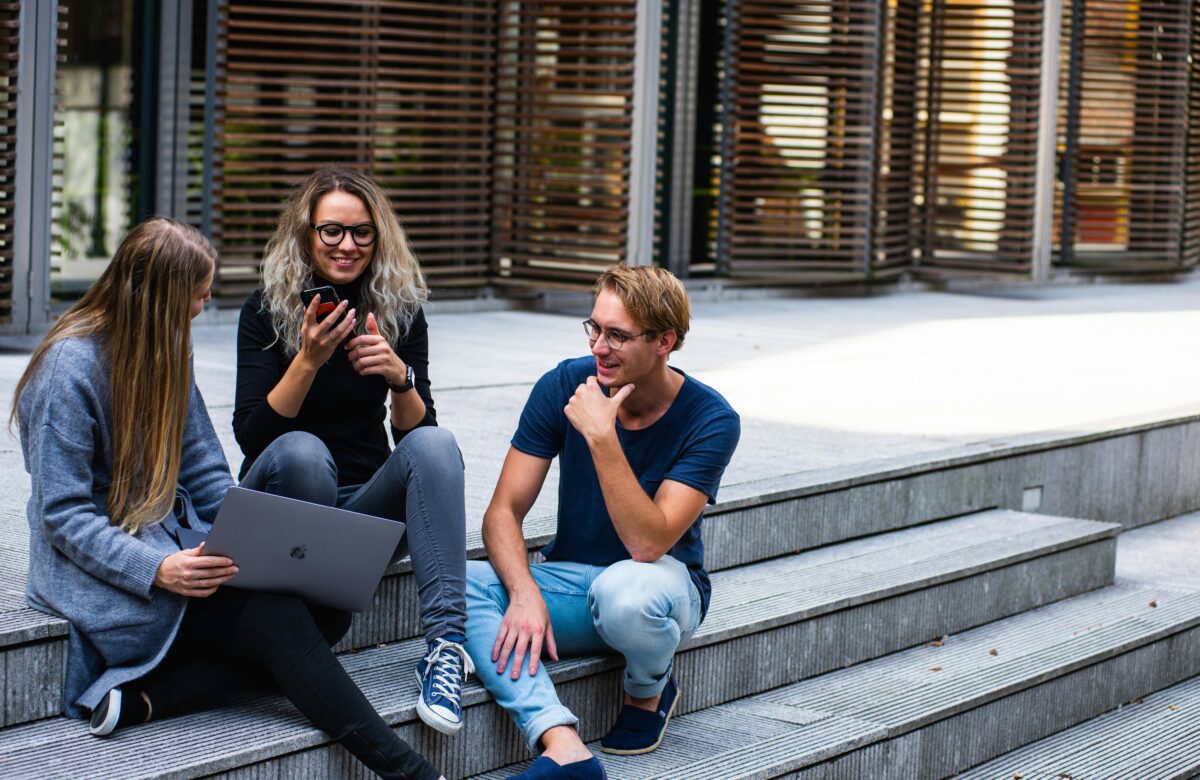 How to Write Winning Upwork Proposals (Even If You’re Not a Writer)